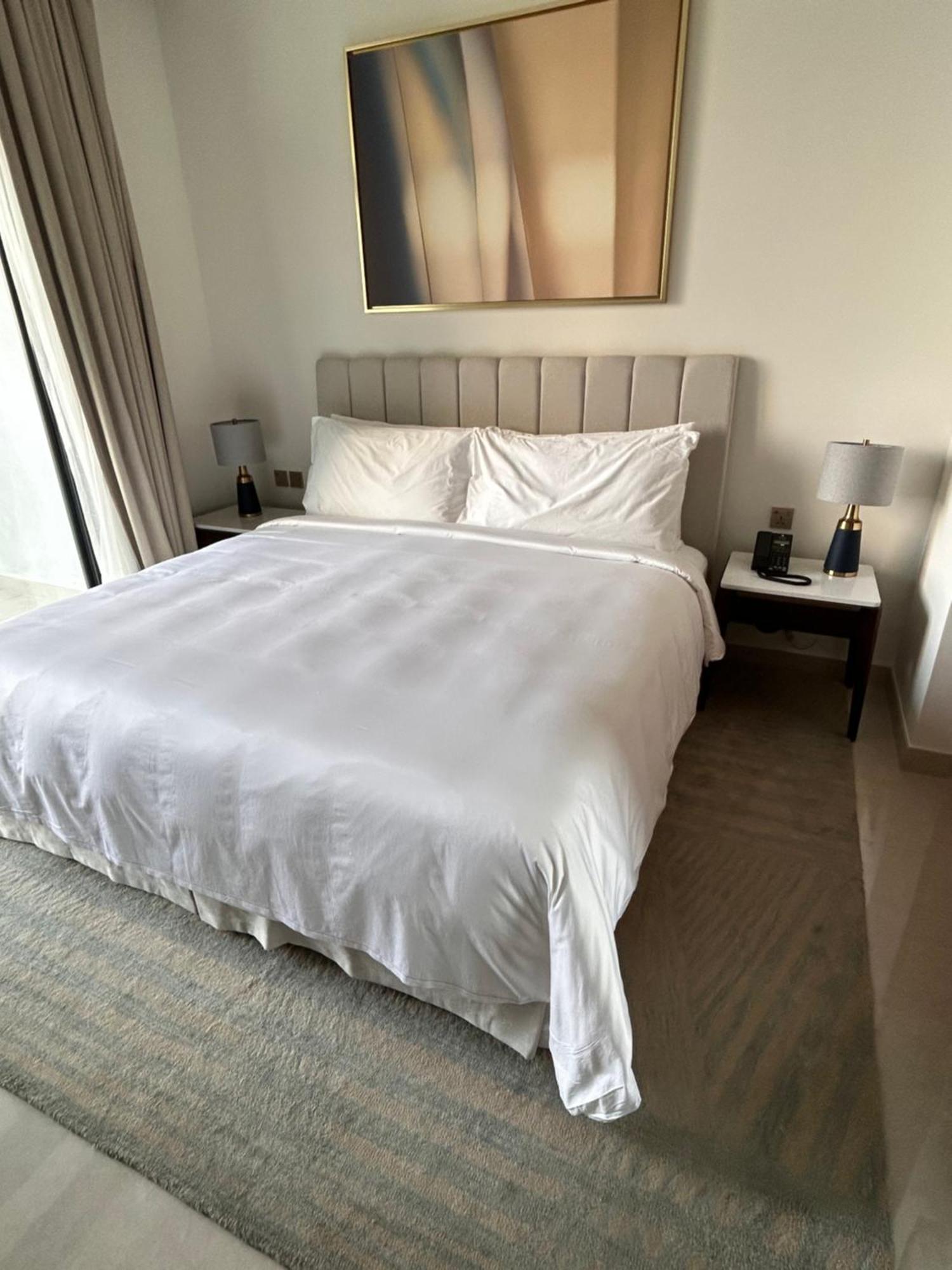 Address Bahrain Apartment *